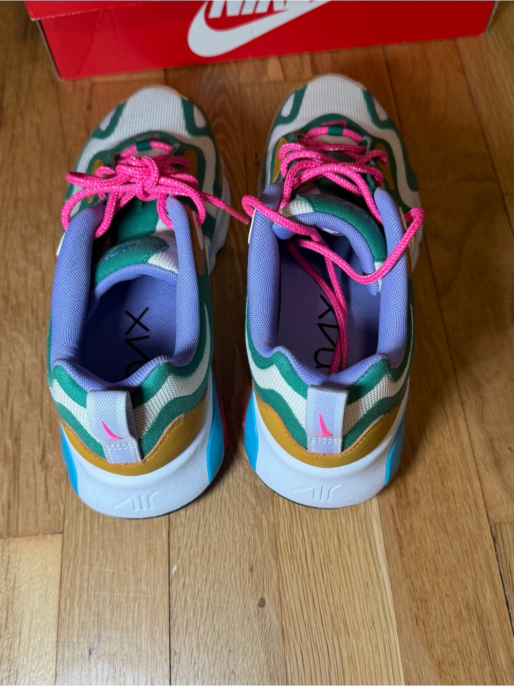 Nike Air Max 200
Mystic Green (Women's) - Picture 4 of 6